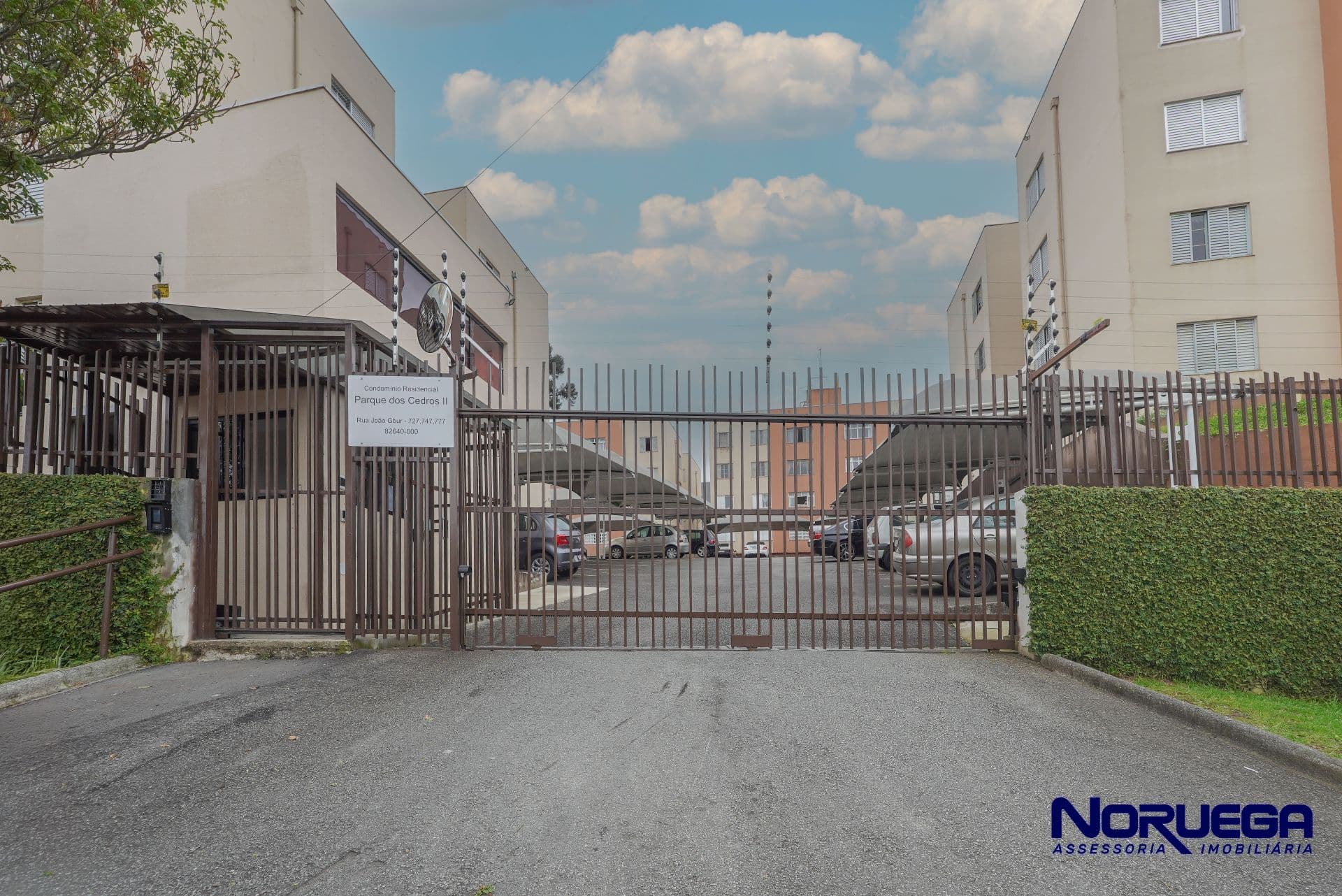 Apartamento com 02 quartos no Bairro Santa Candida
