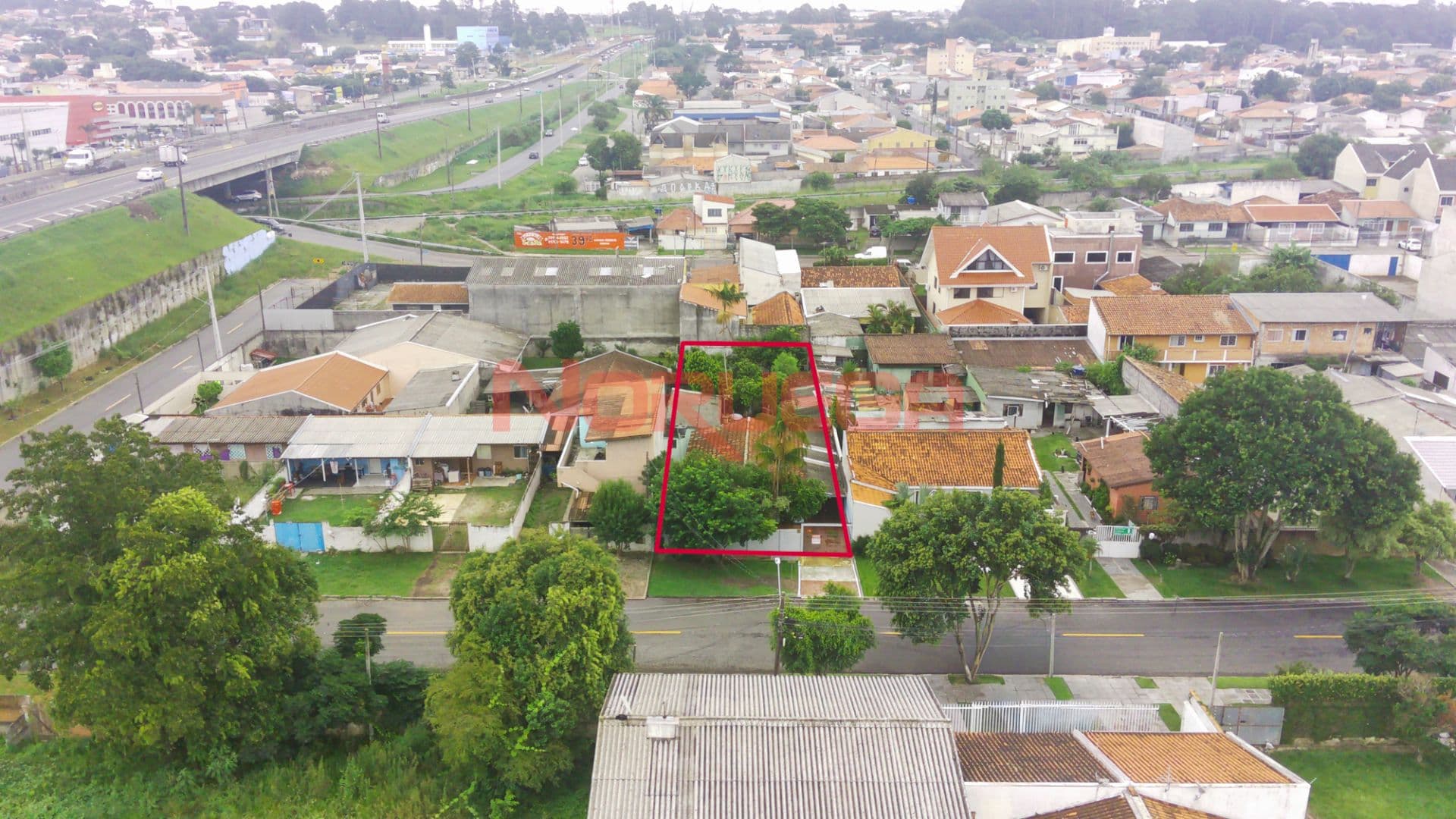 Imagem principal Terreno à venda no bairro Cajuru em Curitiba com 456m²
