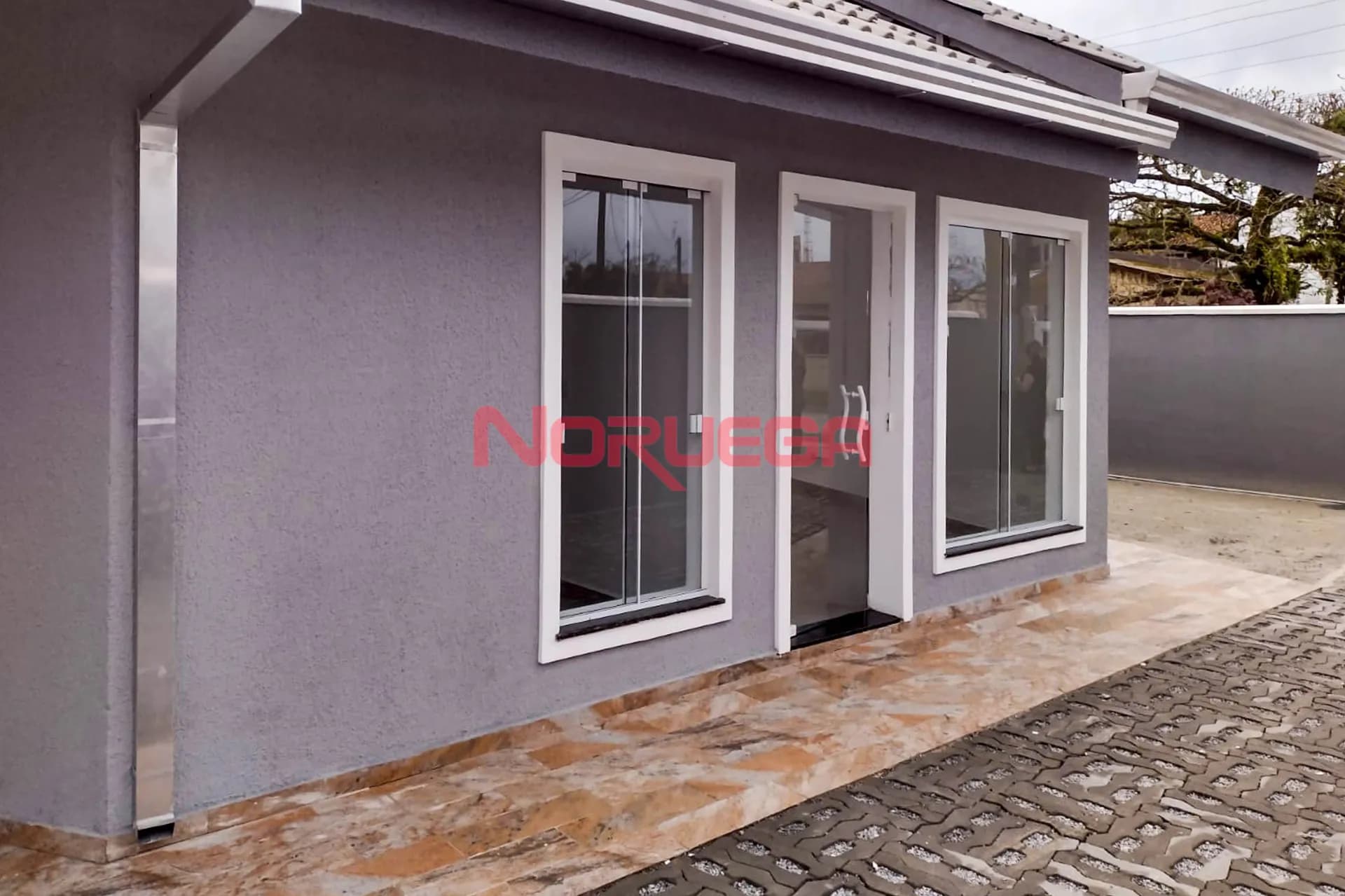 Imagem principal Casa à venda em Pontal do Paraná com 2 quartos, sala, banheiro, garagem e 52,03m²