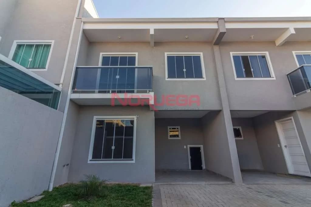 Imagem principal Imperdível oportunidade: Casa à venda em Curitiba-PR, Cidade Industrial! 3 quartos, 1 suíte, 2 salas, 2 banheiros, 1 vaga garagem, 78,06m².