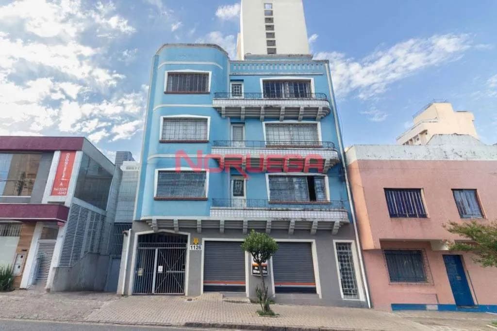 Imagem principal Excelente oportunidade de sala comercial para locação em Curitiba-PR, no bairro Rebouças: 3 salas, 2 banheiros, 3 vagas de garagem, 131m².