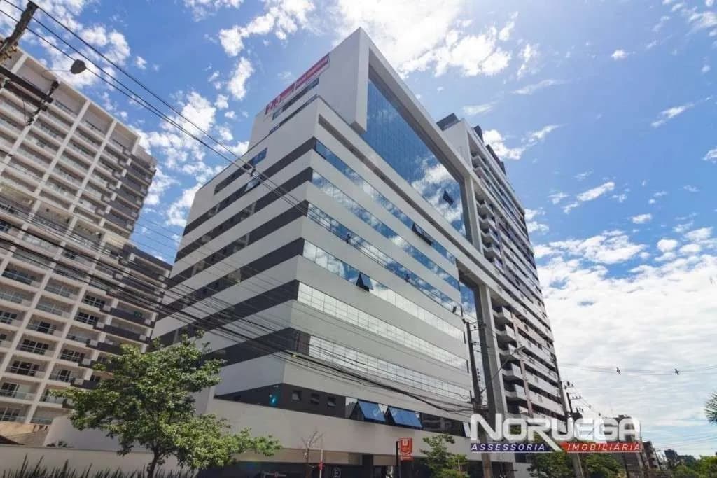 Imagem principal Sala comercial à venda em Curitiba no bairro  Vila Izabel, com 1 sala, 1 banheiro, 1 vaga de garagem, 94,95m².