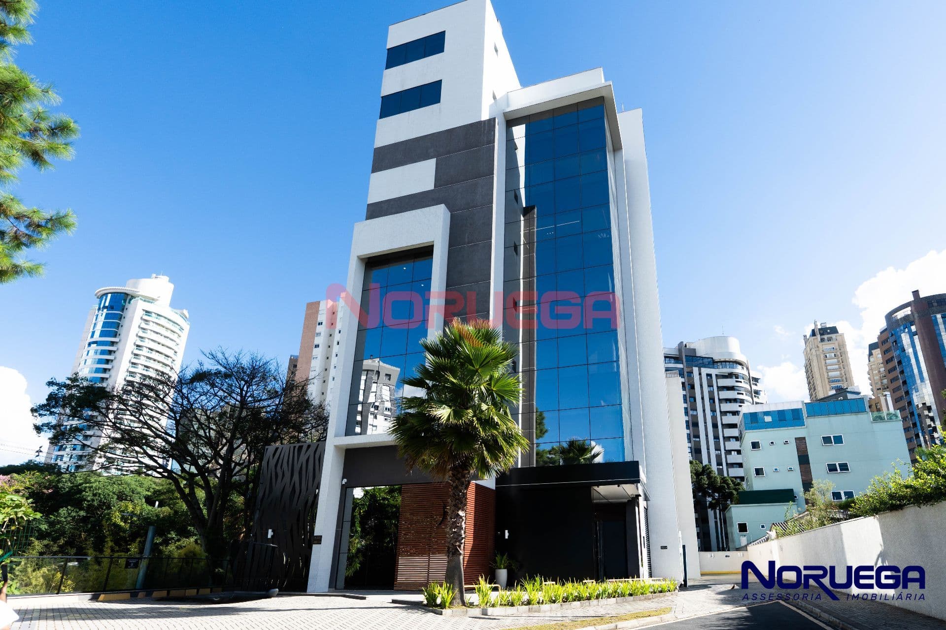 Imagem principal Conjunto Comercial para Locação no Mossungue