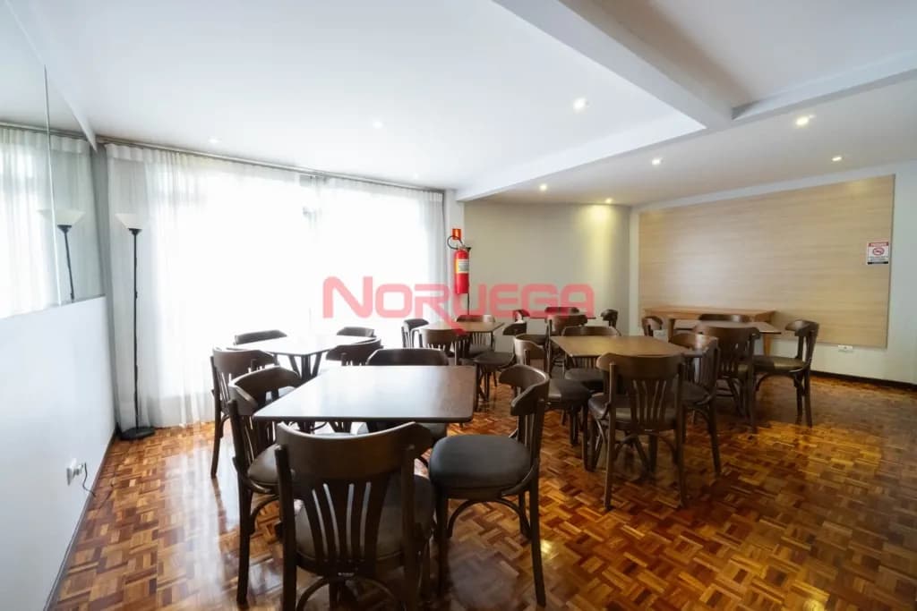 Imagem principal Apartamento à venda no bairro Mercês em Curitiba com 3 quartos, 1 suíte, 91,61m², 1 vaga de garagem