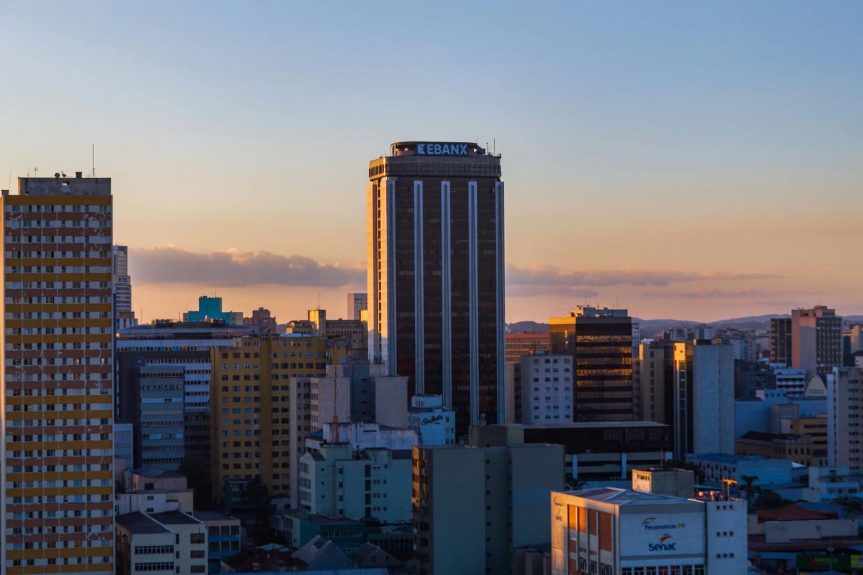 Mercado Imobiliário de Curitiba Aquece em 2026 com Novos Empreendimentos na Região Sul
