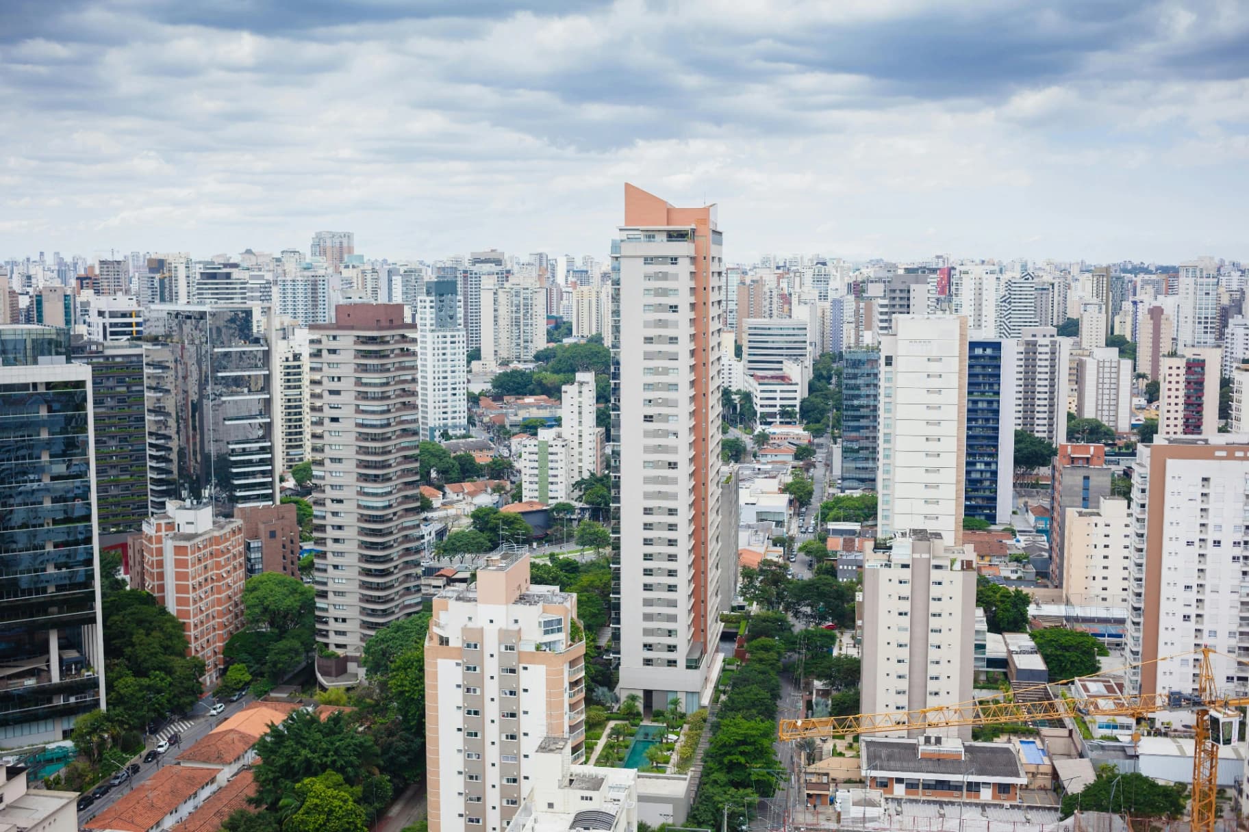 Como Integrar Áreas Externas à Decoração do Seu Imóvel em Curitiba