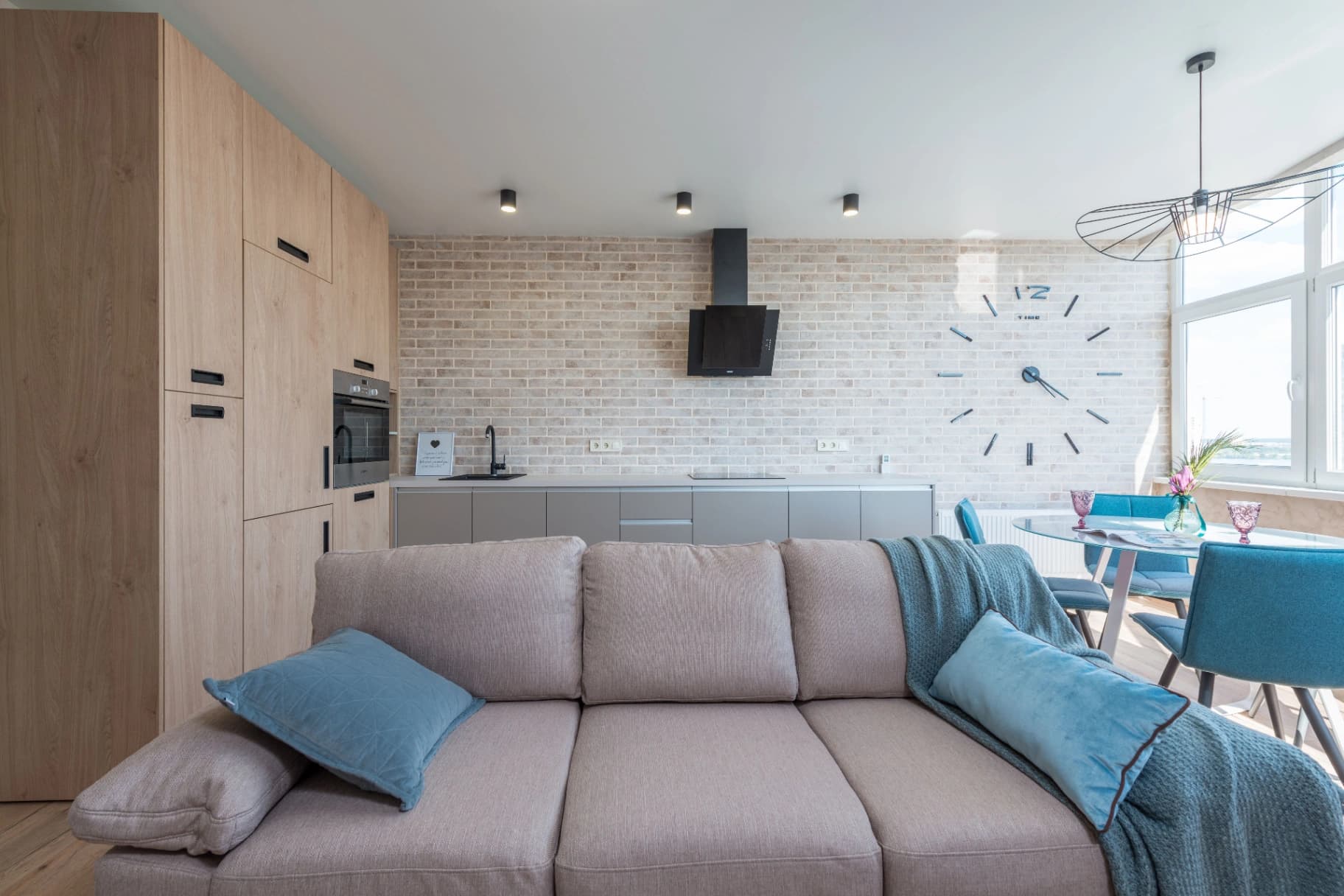 Morar sozinho em Curitiba: como escolher um apartamento que combine com sua rotina