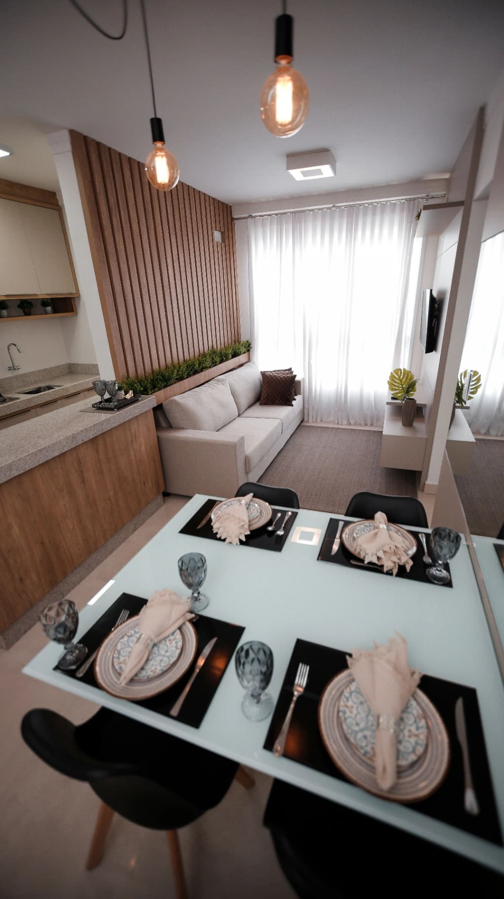 Apartamento para alugar no Ahú em Curitiba: veja opções de 3 quartos com suíte