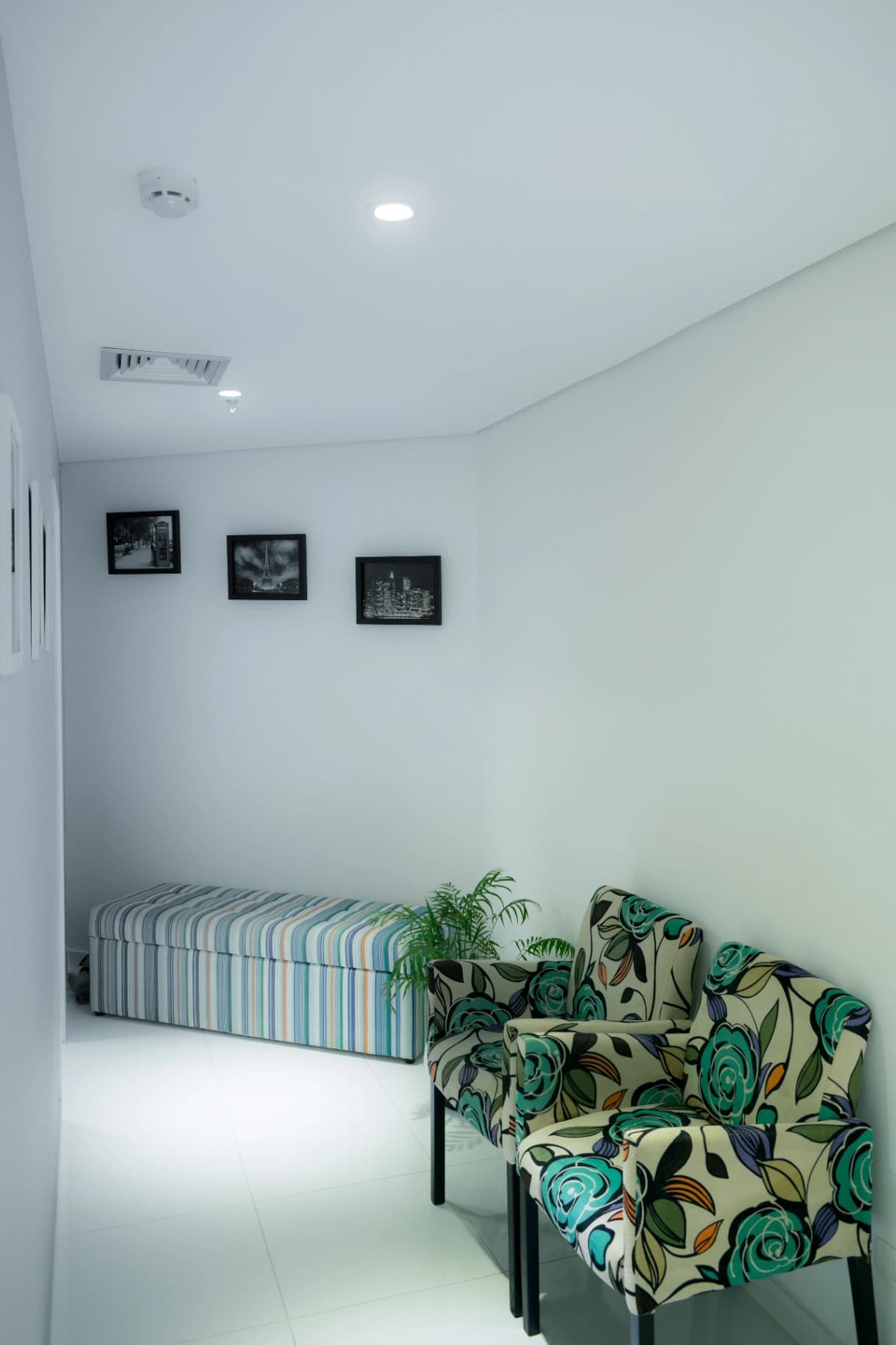 Apartamento de 2 quartos para alugar no Água Verde em Curitiba com garagem: conheça esta opção na Avenida Presidente Kennedy
