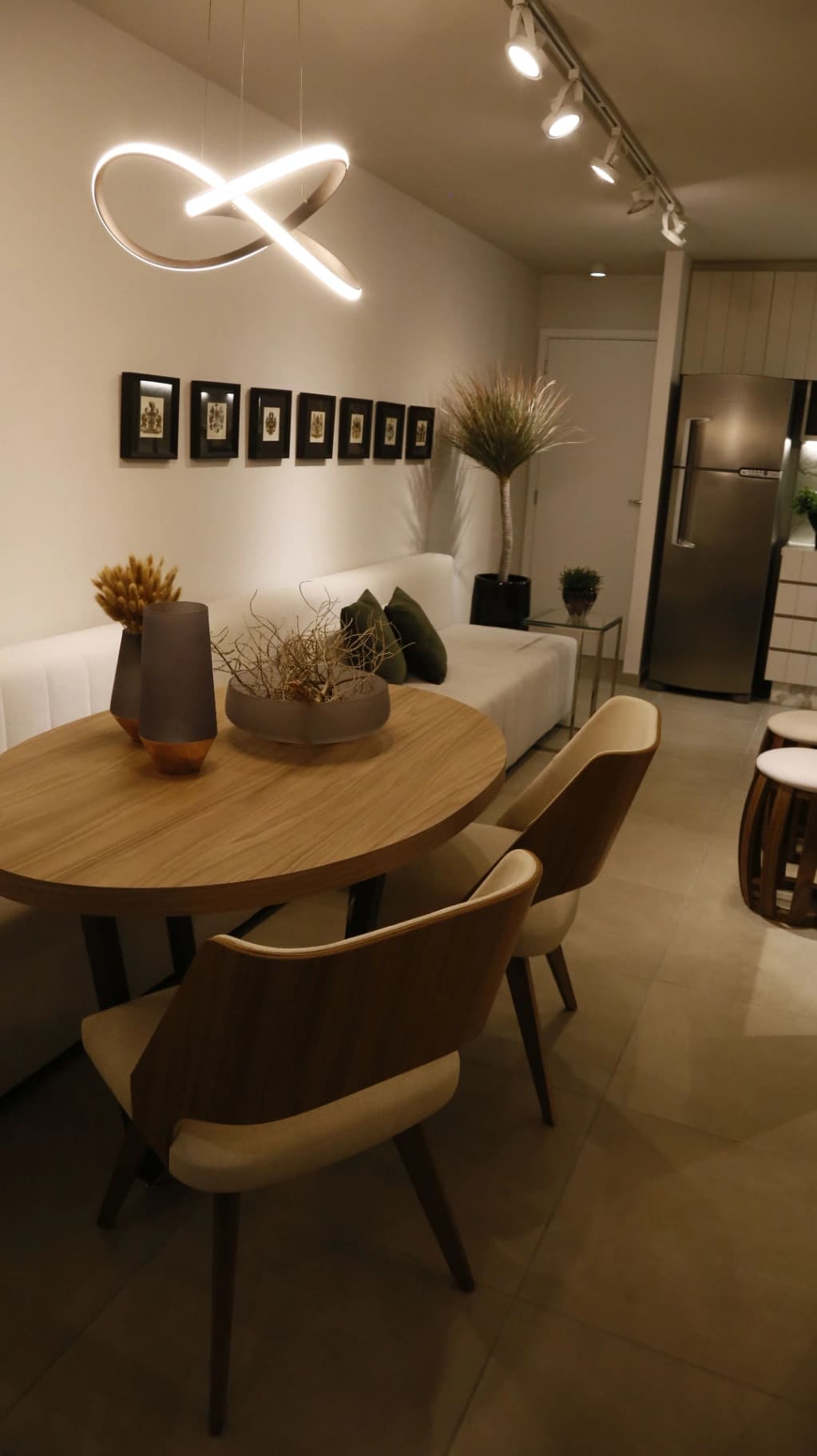 MAIS ESPAÇO PARA SUA FAMÍLIA: CASA DE 4 QUARTOS COM QUINTAL NO REBOUÇAS