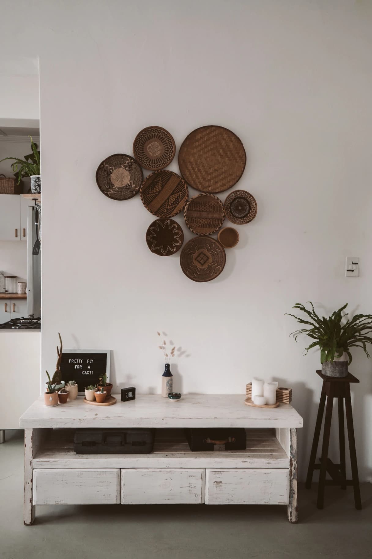 Apartamento para Alugar no Cabral, Curitiba: 3 Quartos com Suíte e Vista