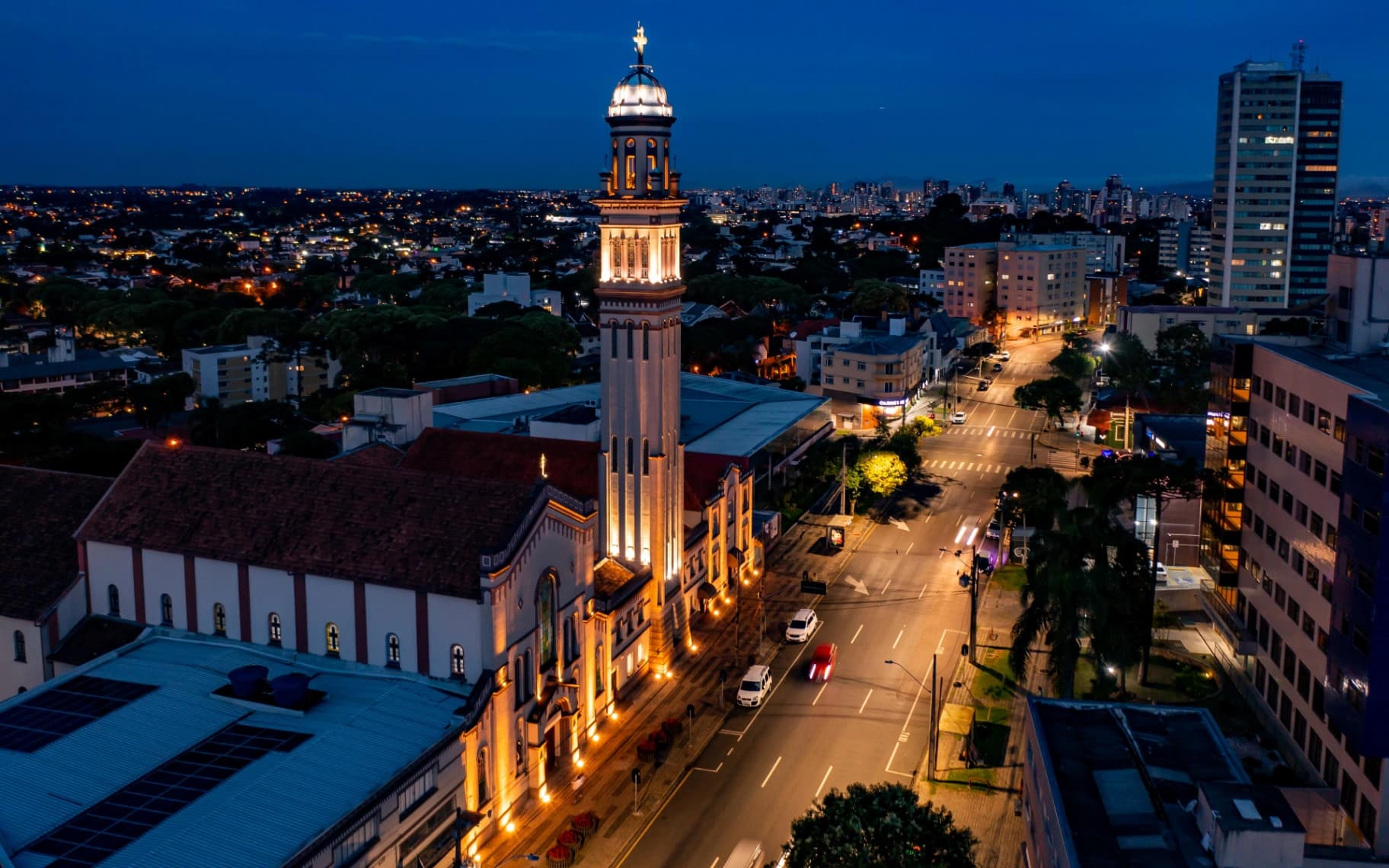 O que analisar antes de definir o preço de um apartamento nas Mercês?