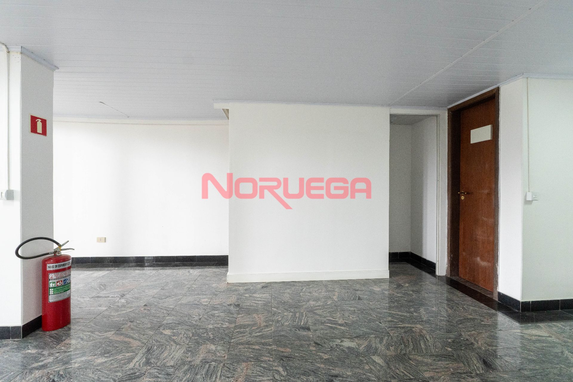 Loja-Salão, 90 m² - Foto 1