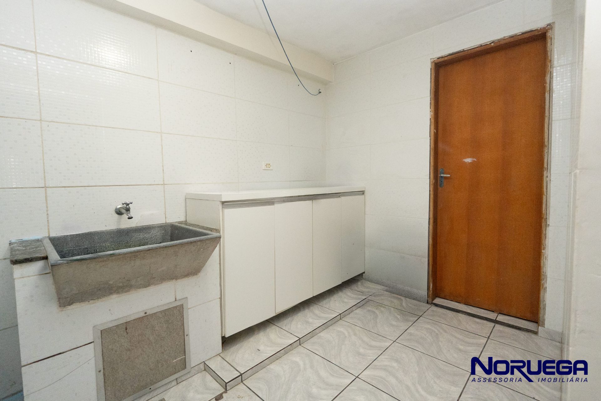 Casa, 3 quartos, 200 m² - Foto 1
