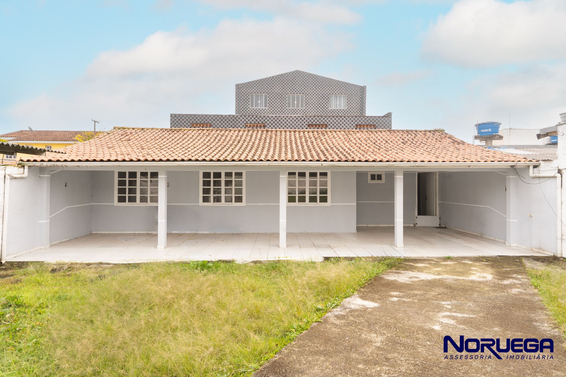 Casa para locação em Colombo