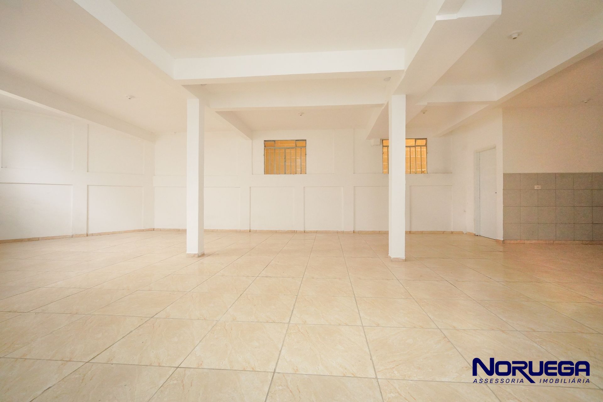 Loja-Salão, 80 m² - Foto 2