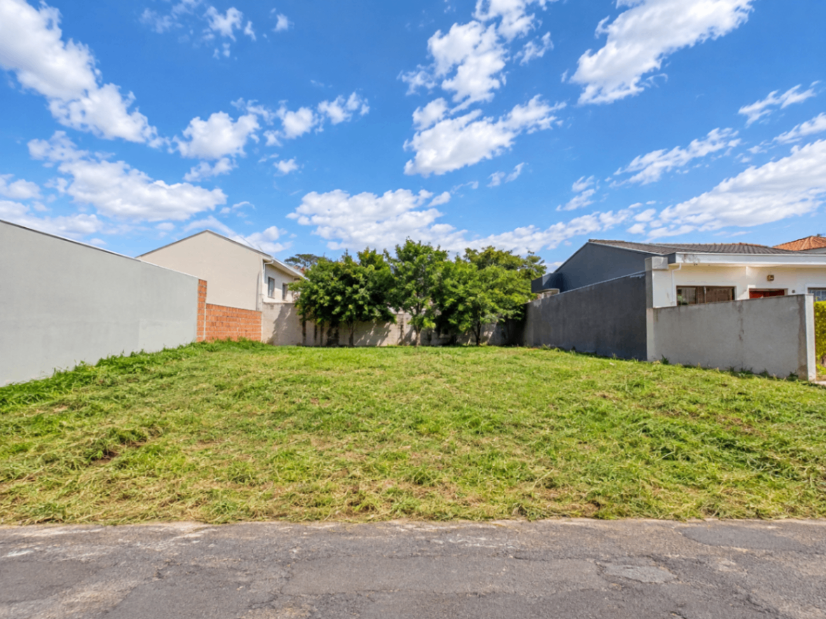 Terreno á Venda no bairro Atuba - Curitiba
