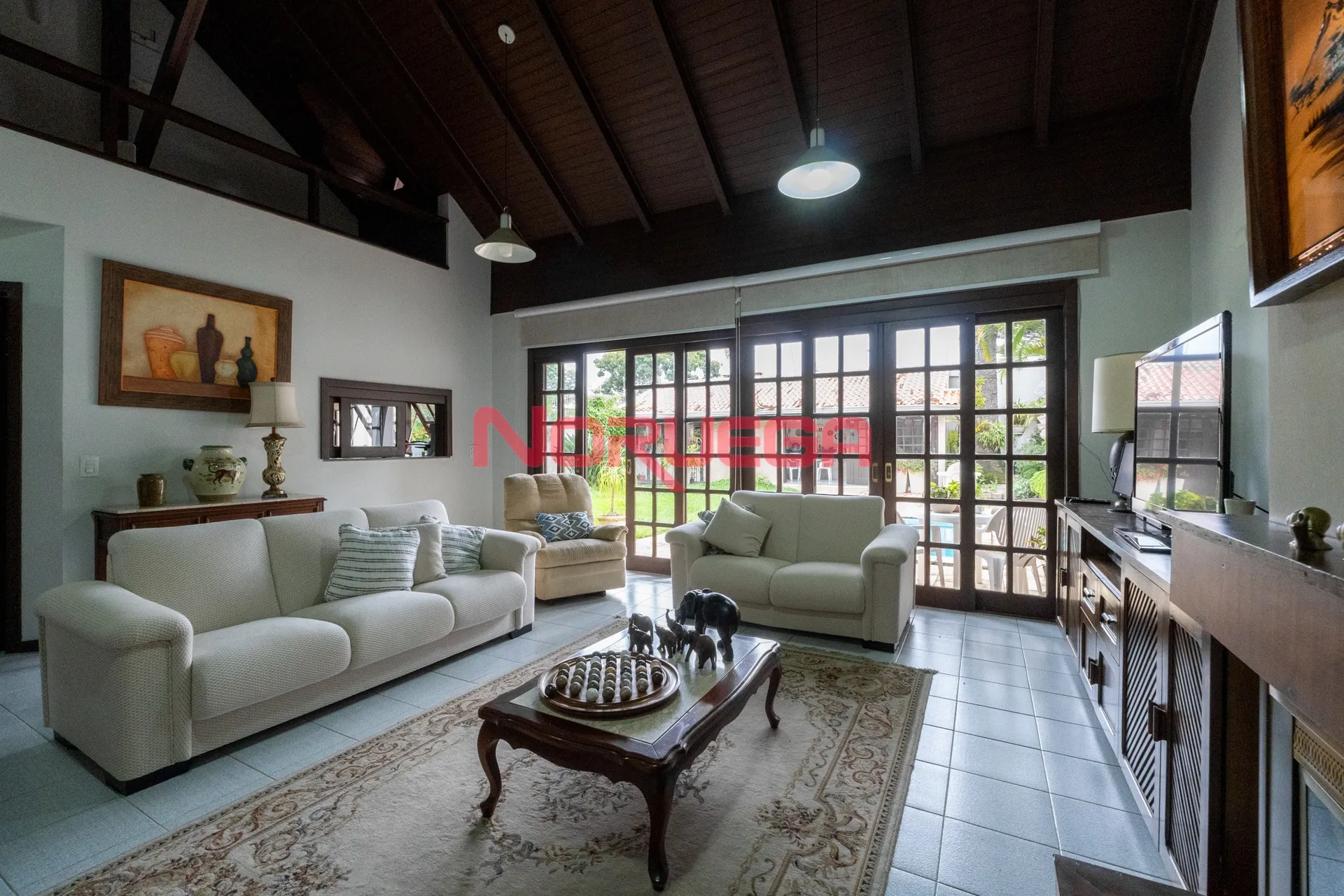 Casa, 4 quartos, 330 m² - Foto 27