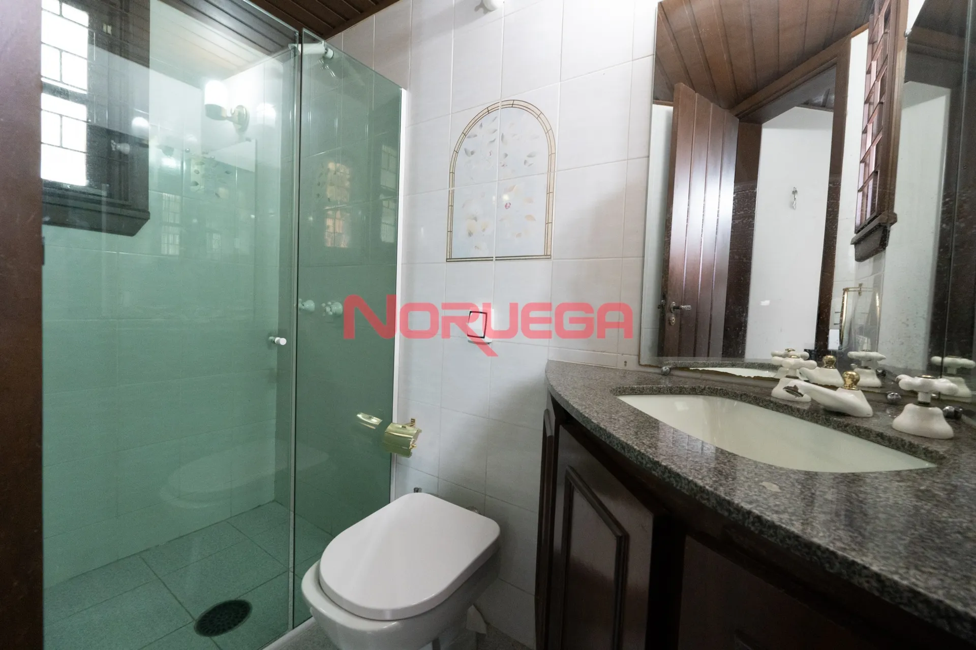 Casa, 4 quartos, 330 m² - Foto 30