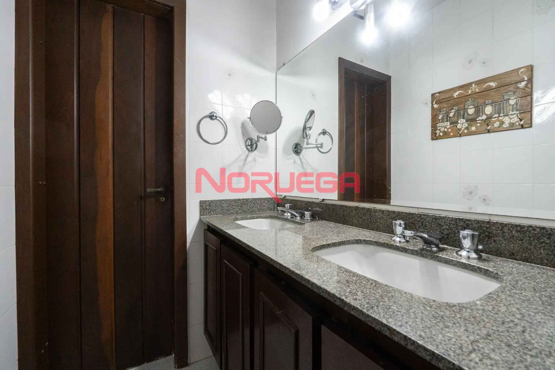 Casa, 4 quartos, 330 m² - Foto 8