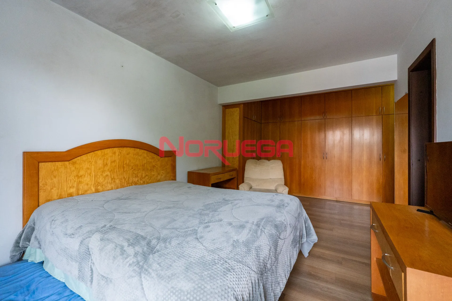 Casa, 4 quartos, 330 m² - Foto 21