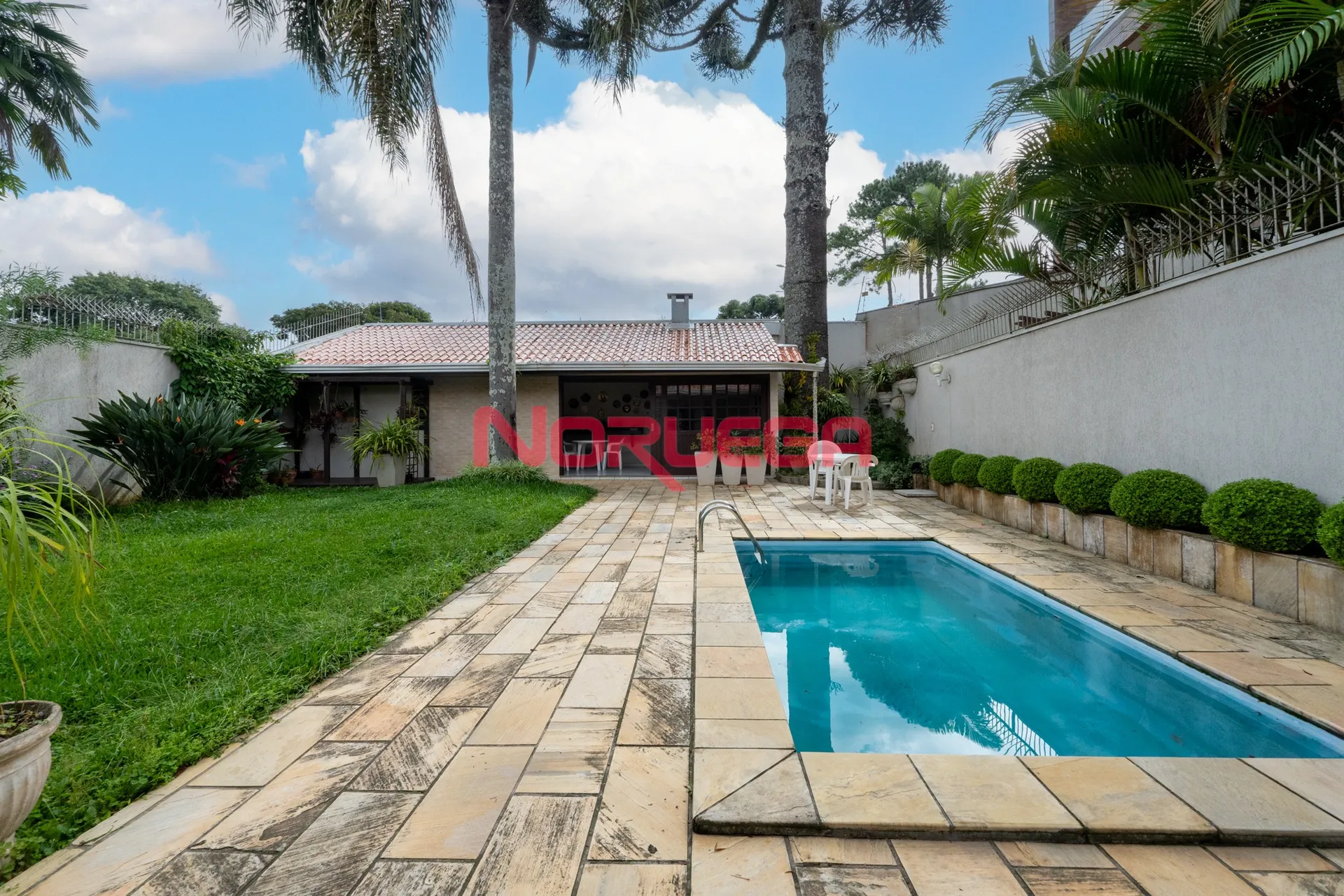 Casa, 4 quartos, 330 m² - Foto 14