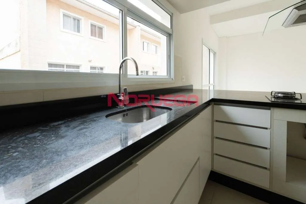 Casa, 3 quartos, 218 m² - Foto 5