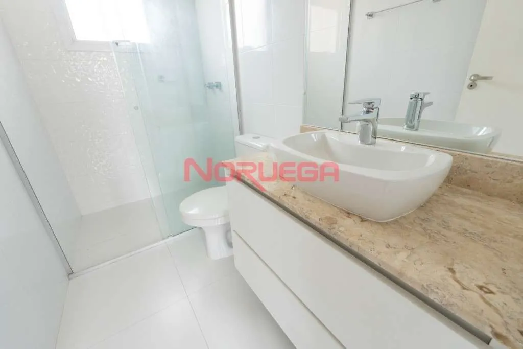 Casa, 3 quartos, 218 m² - Foto 10