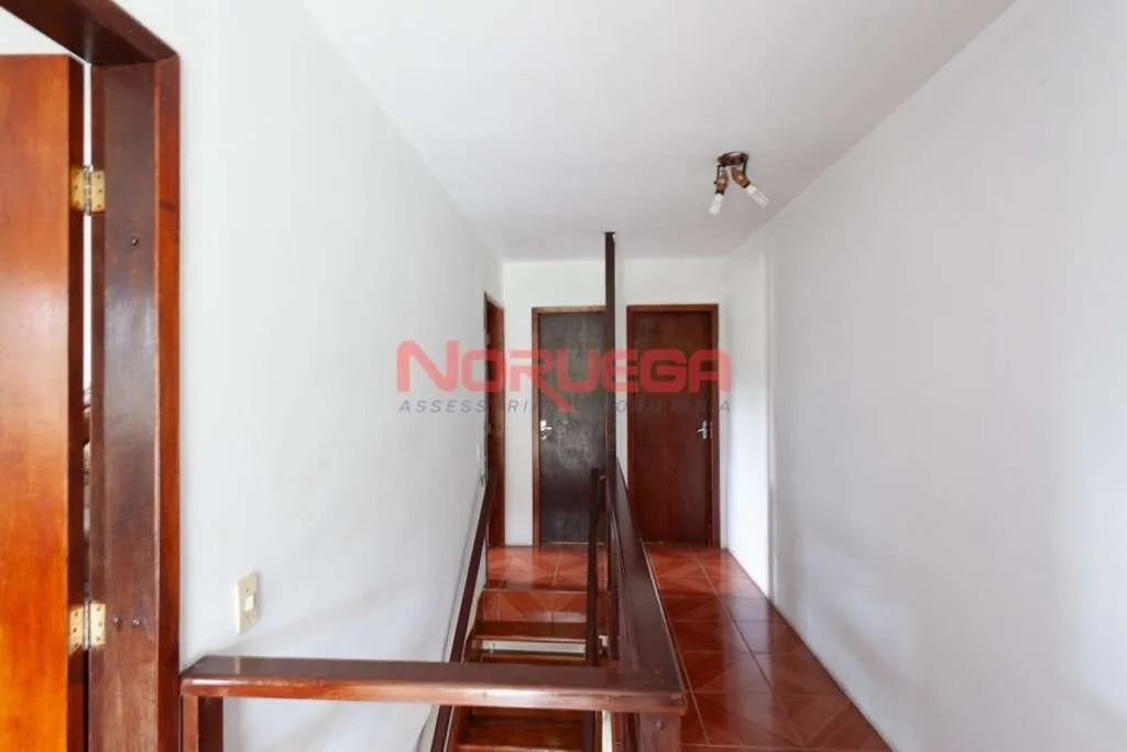 Casa, 3 quartos, 207 m² - Foto 4