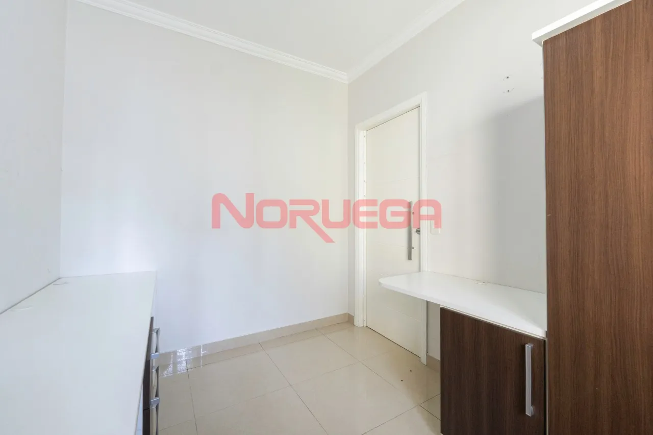 CASA RESIDENCIAL em CURITIBA - PR, VISTA ALEGRE