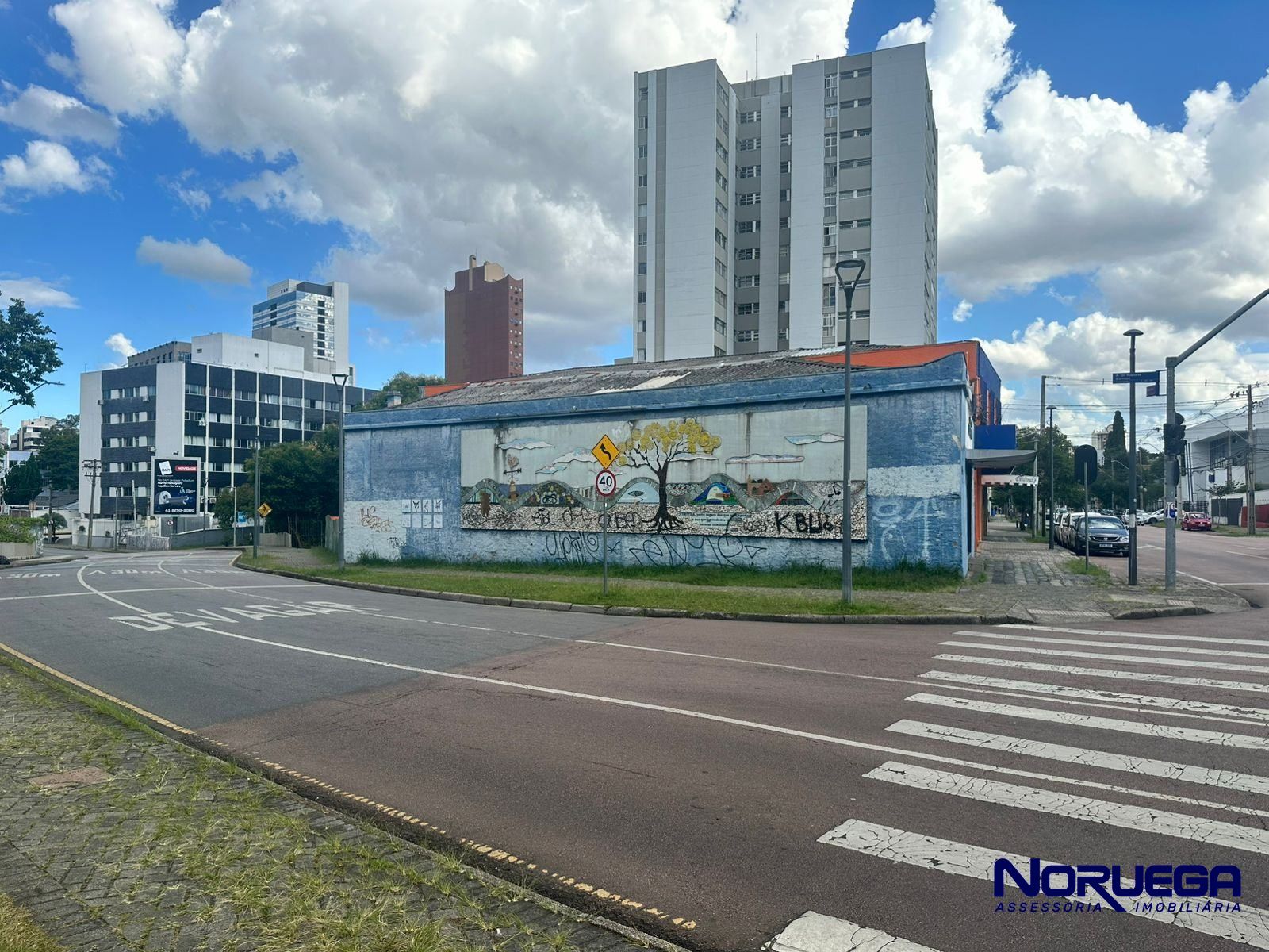 Prédio Inteiro, 641 m² - Foto 1