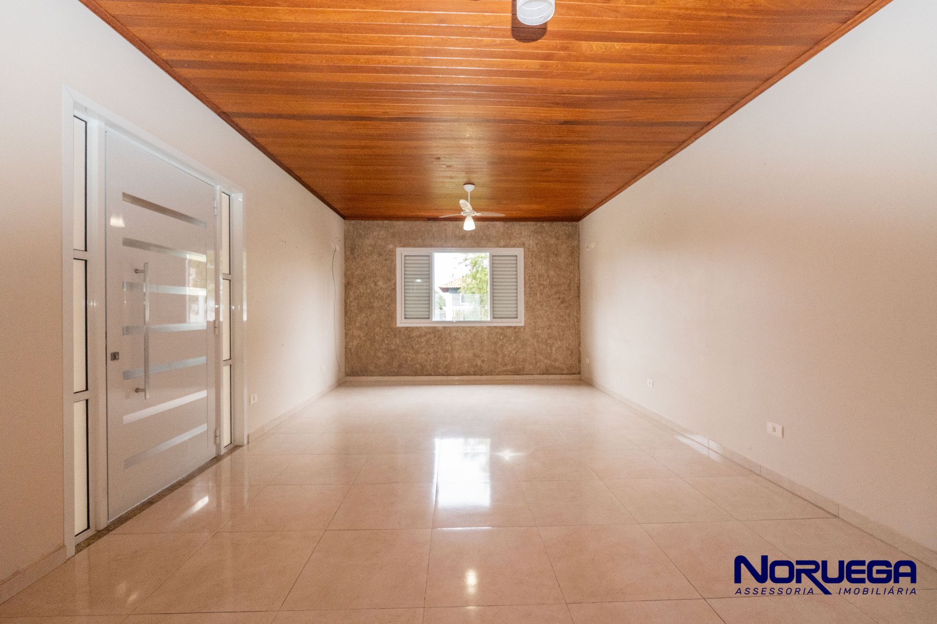 Casa, 3 quartos, 218 m² - Foto 6