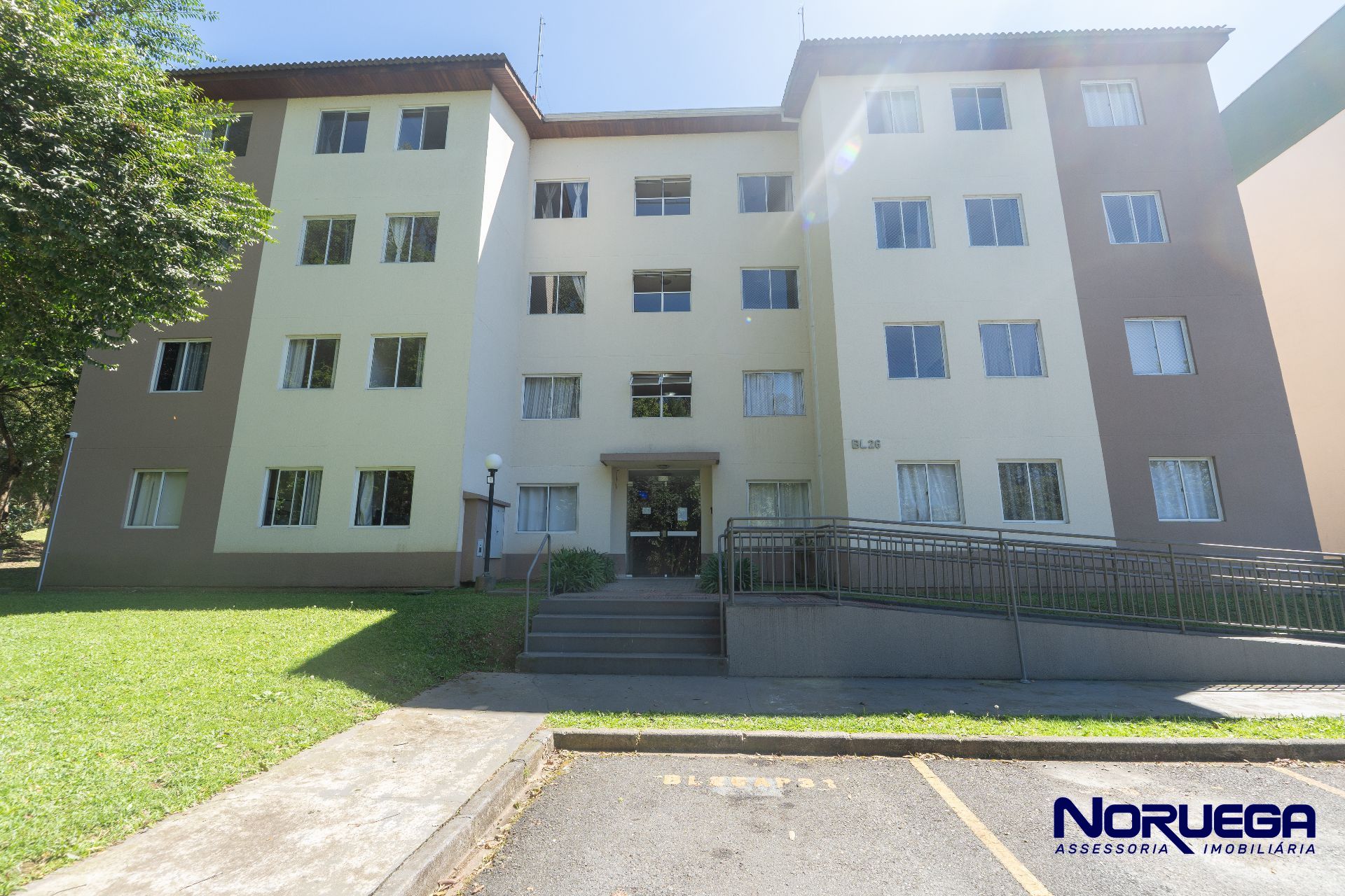 Apartamento 03 quartos à Venda no Santa Cândida 